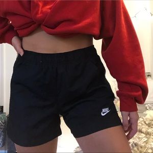 ✨black nike shorts✨